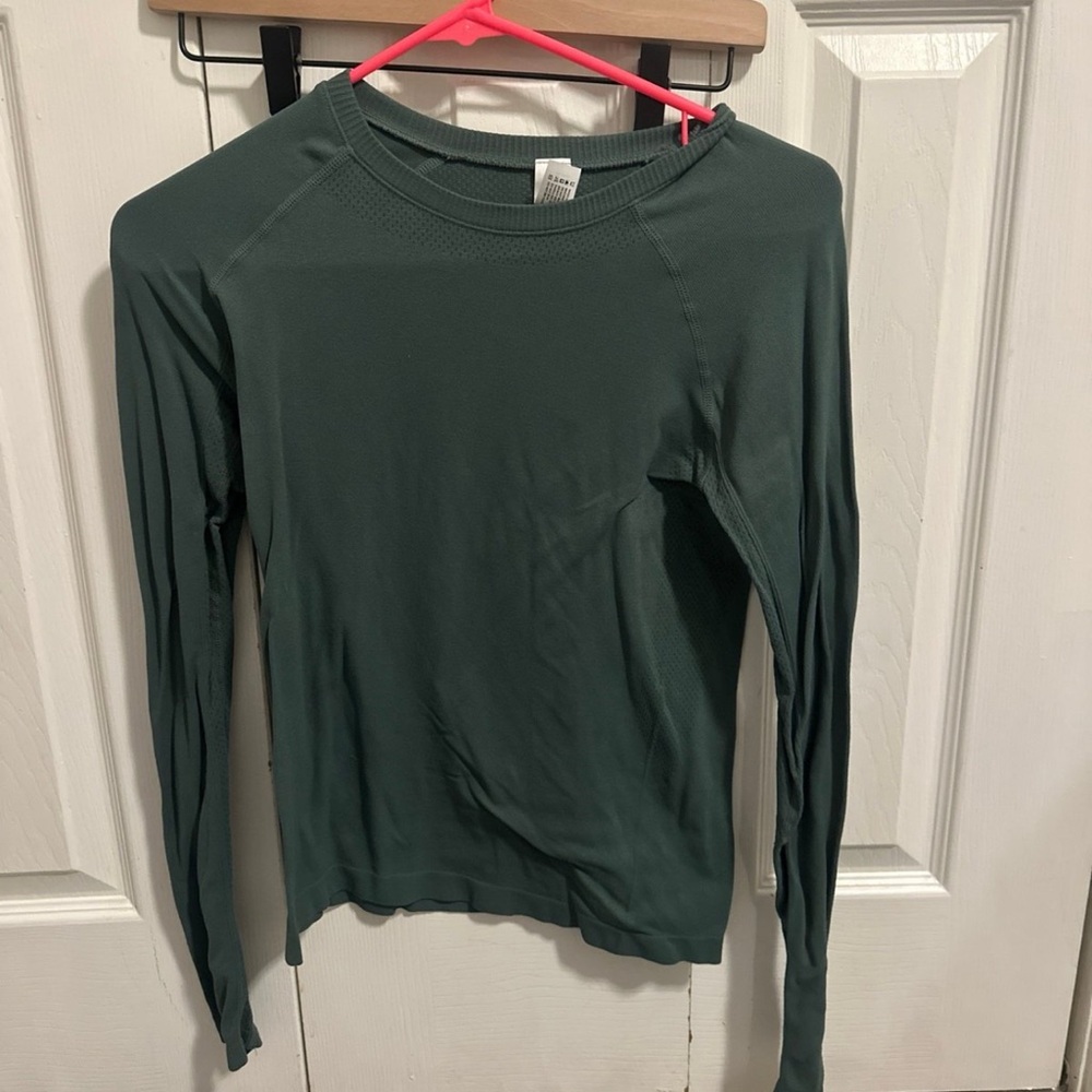 Athletic top